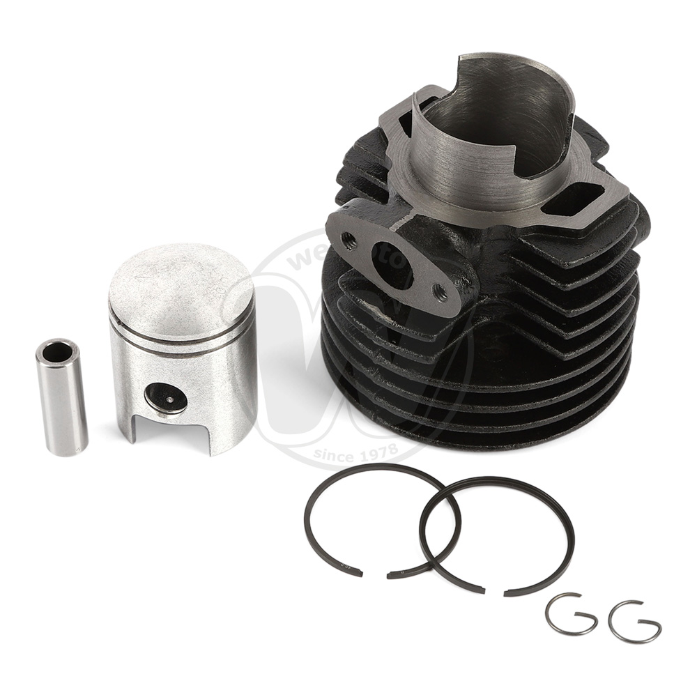 0BG8803_ae2085 three.jpg
